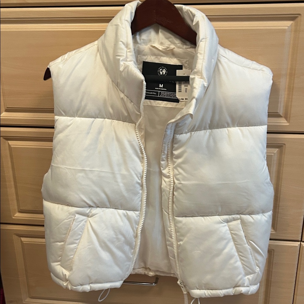 Aeropostale White Puffer Vest